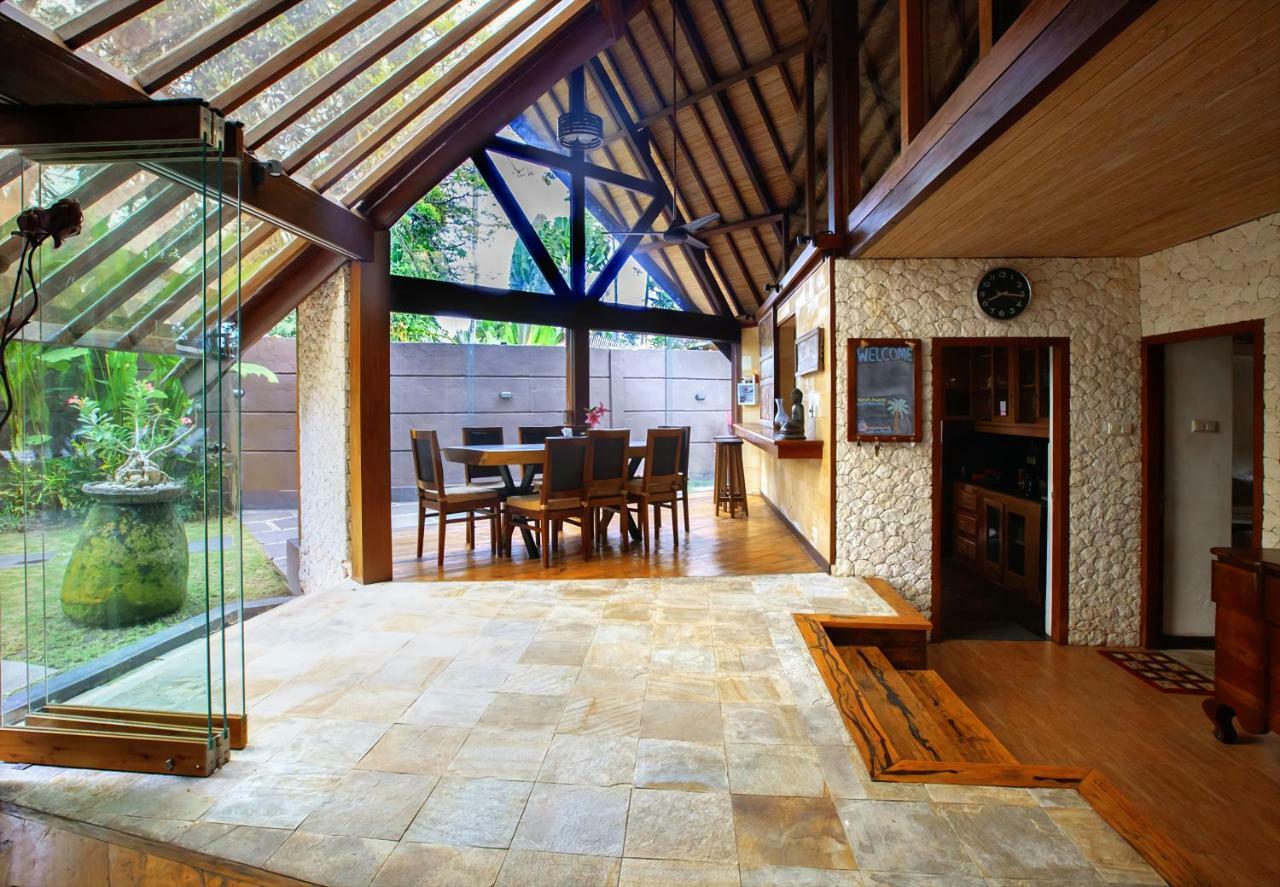 Seminyak Villa Kalyca Exterior foto